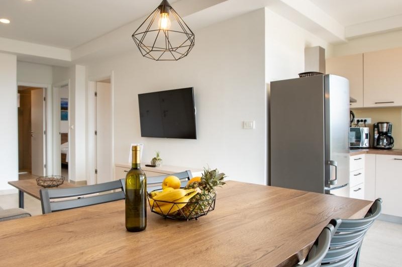 Apartment 6