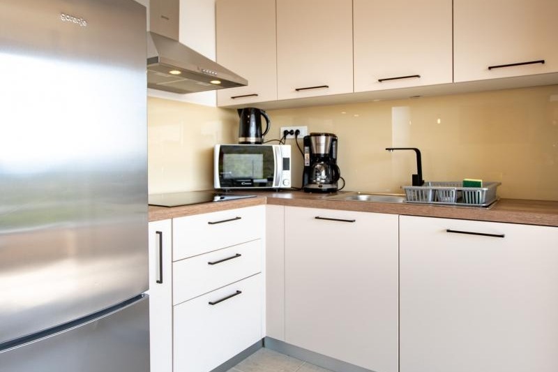 Apartment 6