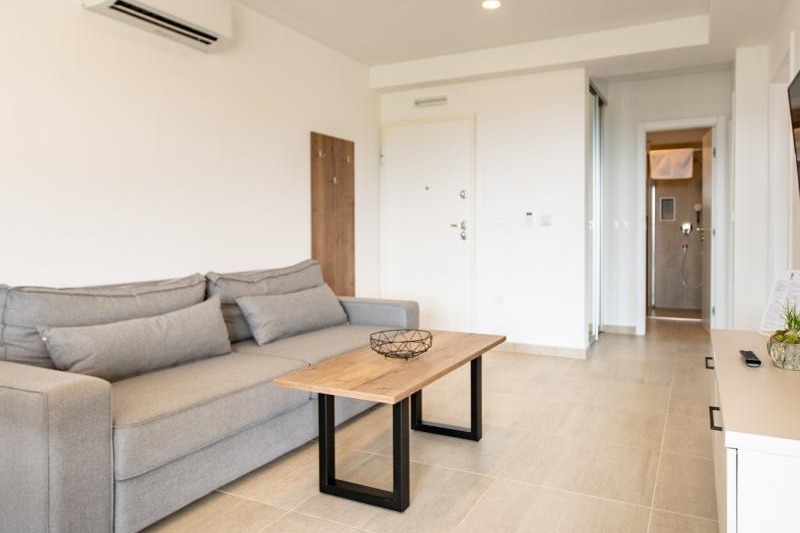 Apartment 6
