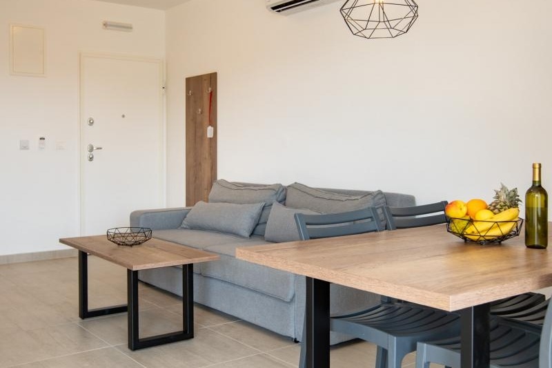 Apartment 4